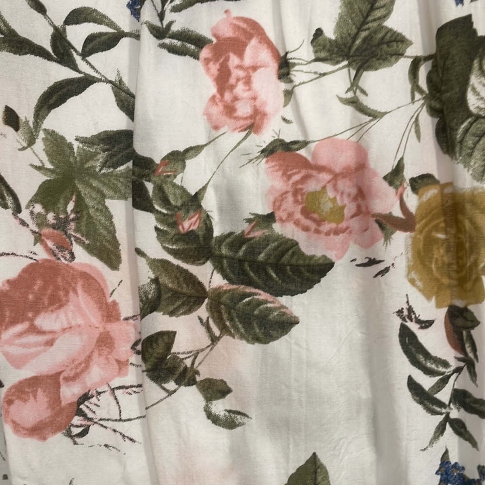 Floral work blouse - Picture 2 of 3